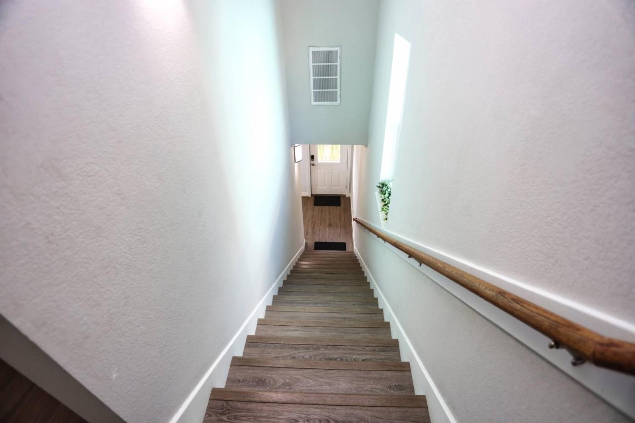 Yellow Beach Haven, Decks, Views, Mere Steps To Sand Galveston Esterno foto
